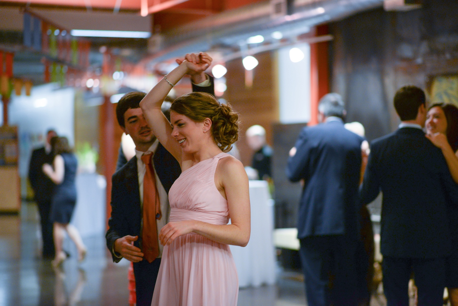 twirling-dance-at-a-wedding