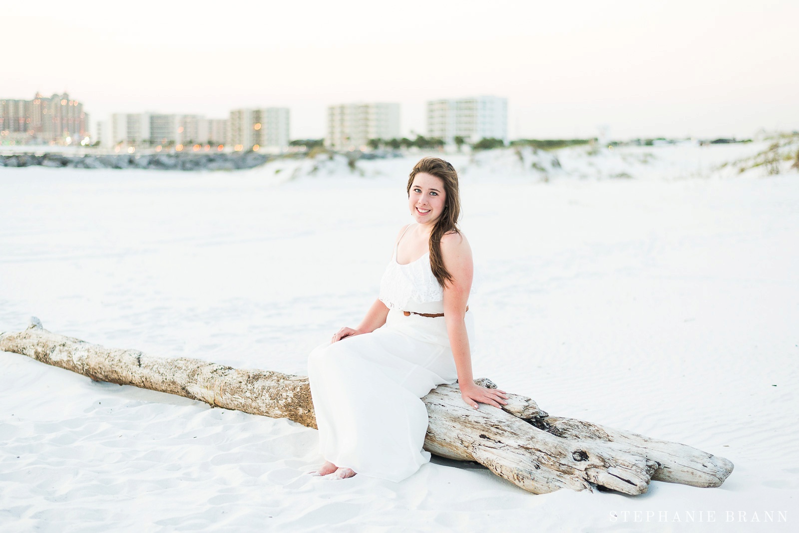 senior-pictures-at-the-jetties-in-destin