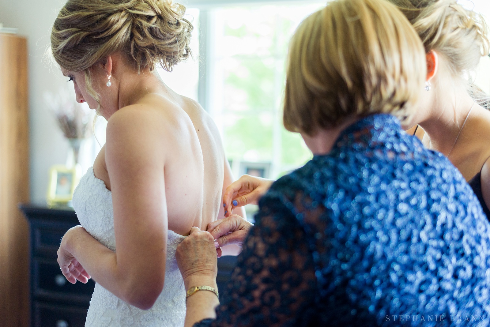 bride-getting-ready-before-her-wedding