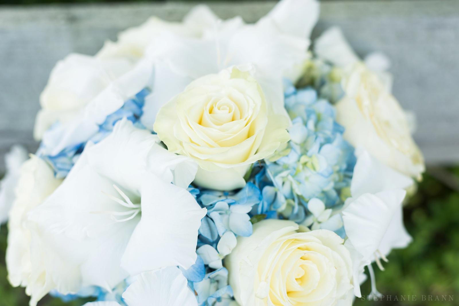 brides-wedding-bouquet