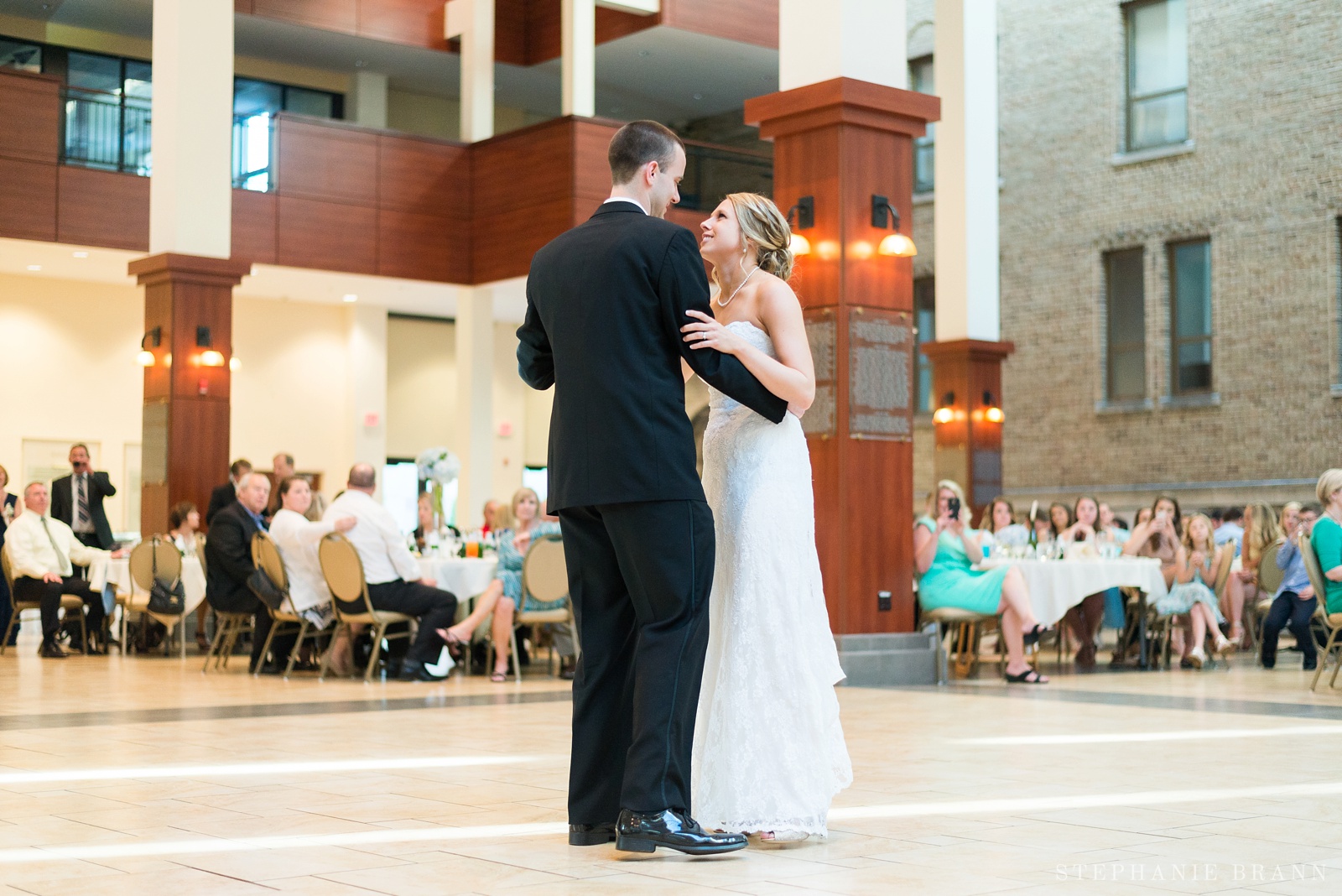 wedding-photography-in-downtown-columbus