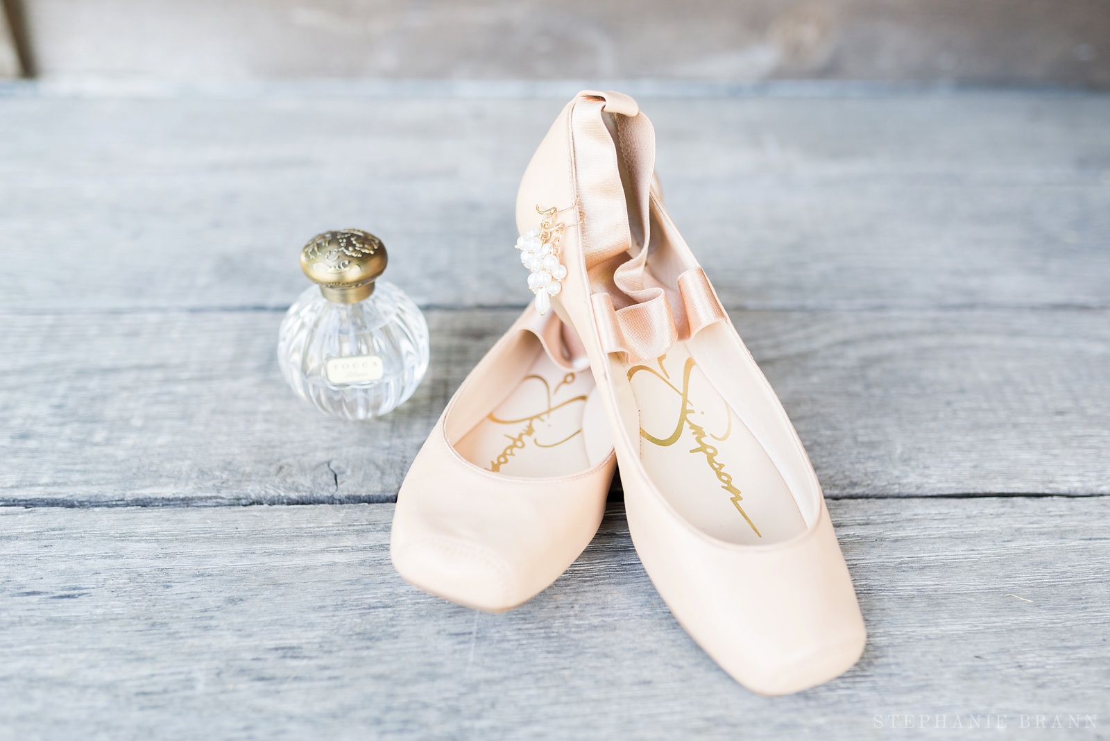 comfortable-wedding-shoes-for-brides