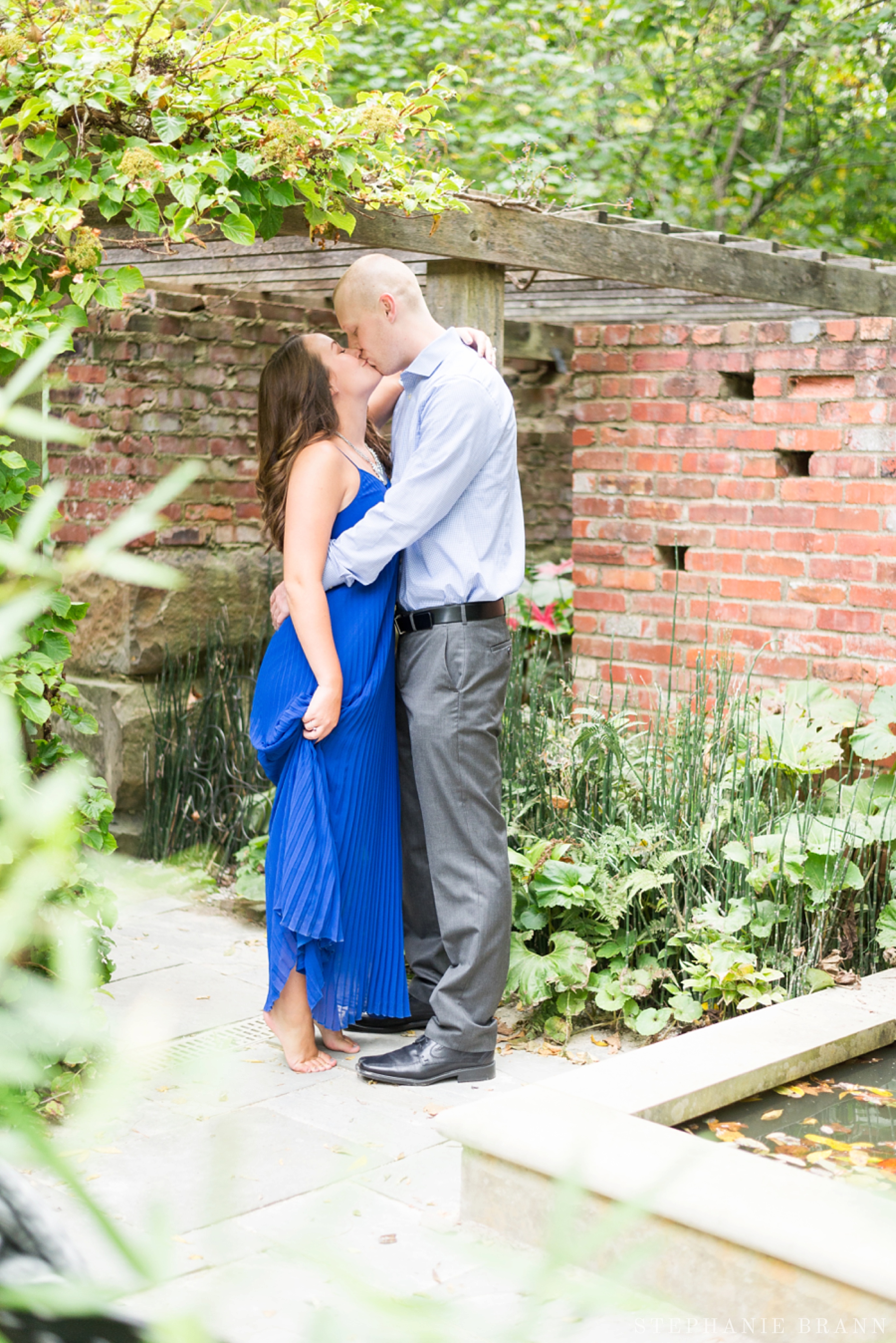 cute-engagement-pictures