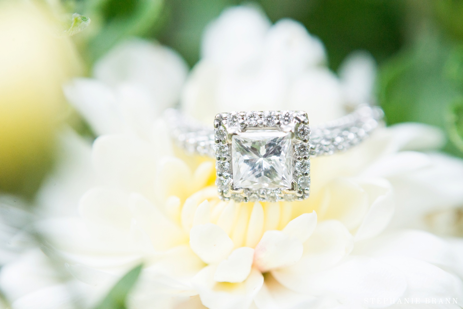 shiny-blingy-engagement-ring-with-a-halo