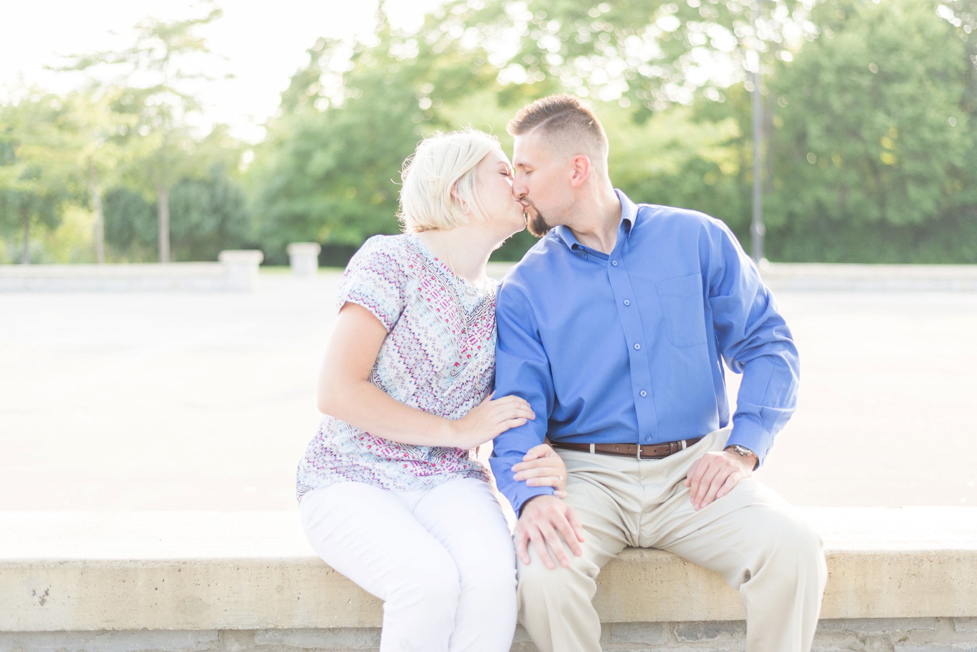 beautiful-sunset-engagement-session-in-dublin-ohio-at-coffman-park-24