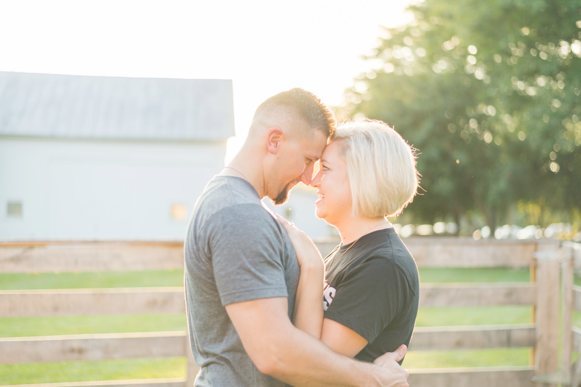 beautiful-sunset-engagement-session-in-dublin-ohio-at-coffman-park-48