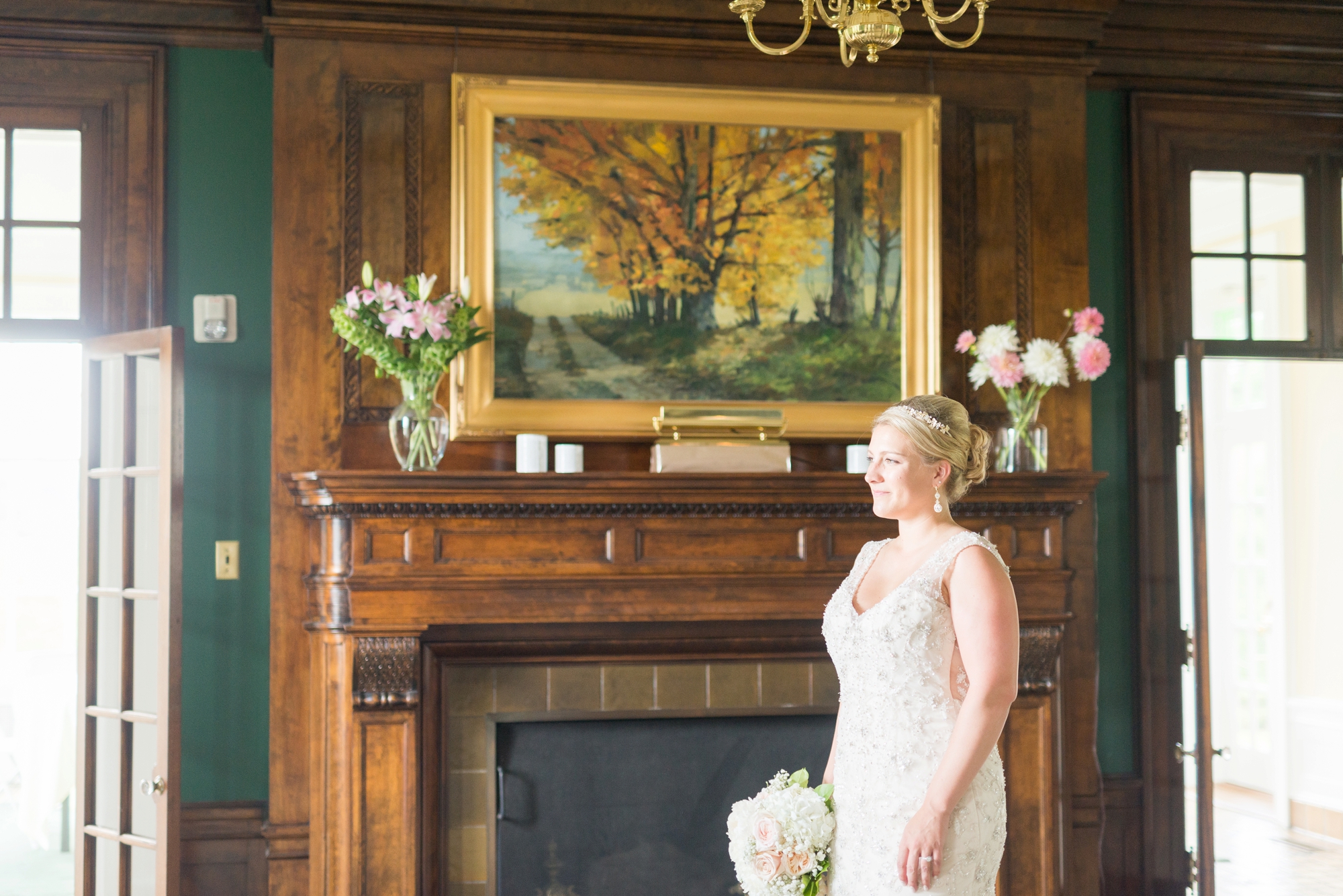 elegant-wedding-photography-at-bryn-du-mansion-in-granville-ohio_0535