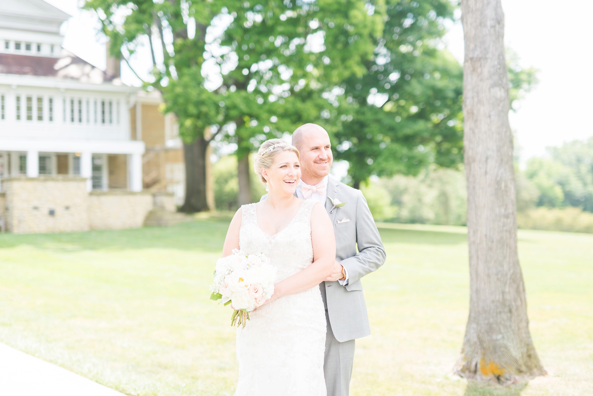 elegant-wedding-photography-at-bryn-du-mansion-in-granville-ohio_0555