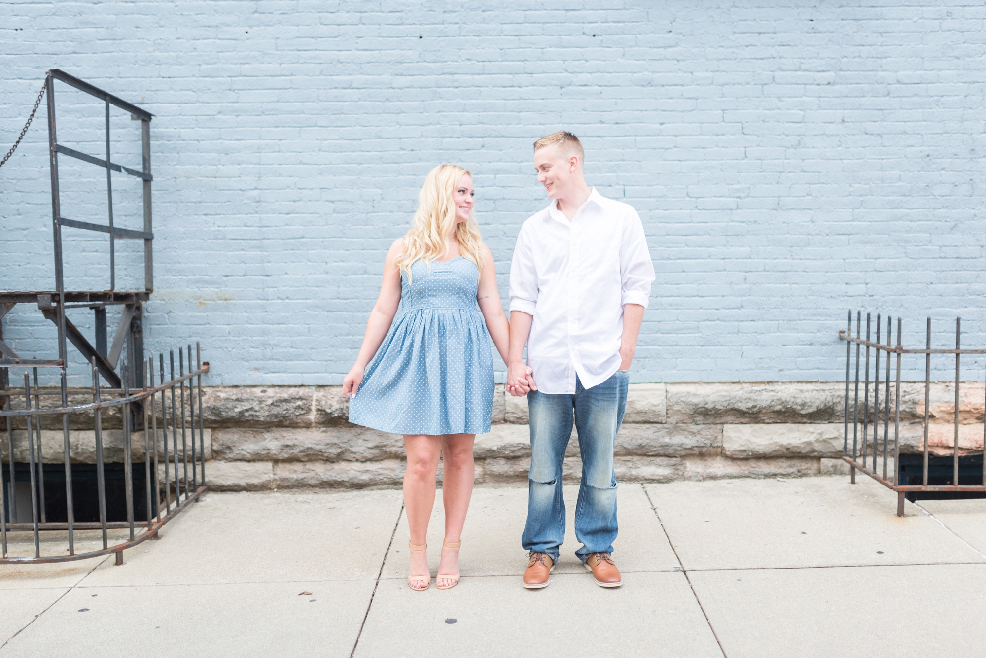 engagement-session-photography-in-downtown-delaware-ohio_0685