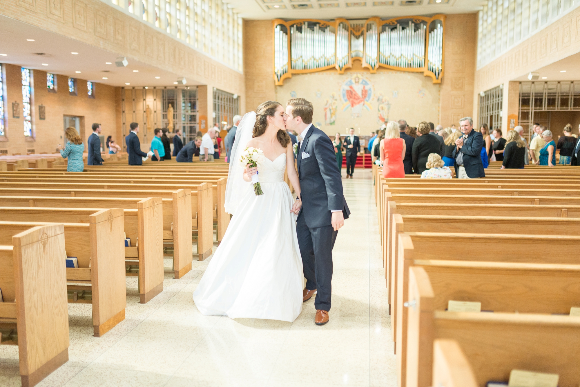 ohio-wedding-at-the-darby-house-galloway-and-st-agatha-catholic-church-upper-arlington_0044