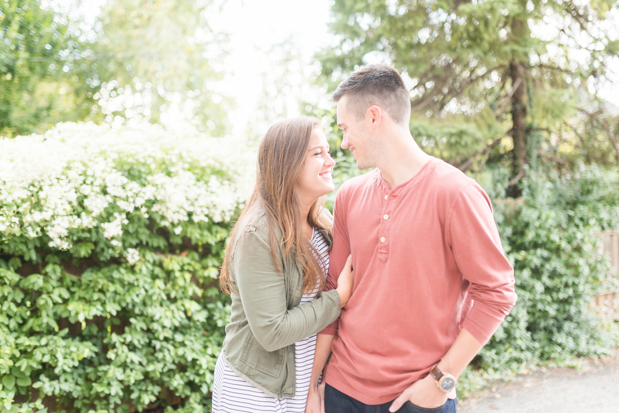 engagement-session-in-german-village-and-schiller-park-in-columbus-ohio_0205