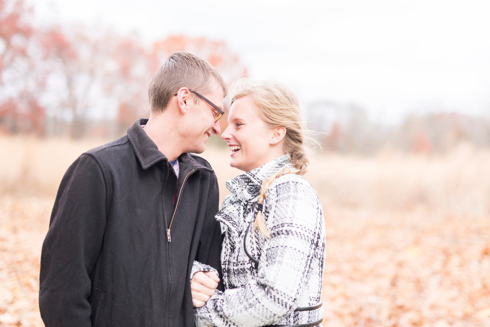 engagement-photography-at-sharon-woods-park-in-westerville-ohio_0011