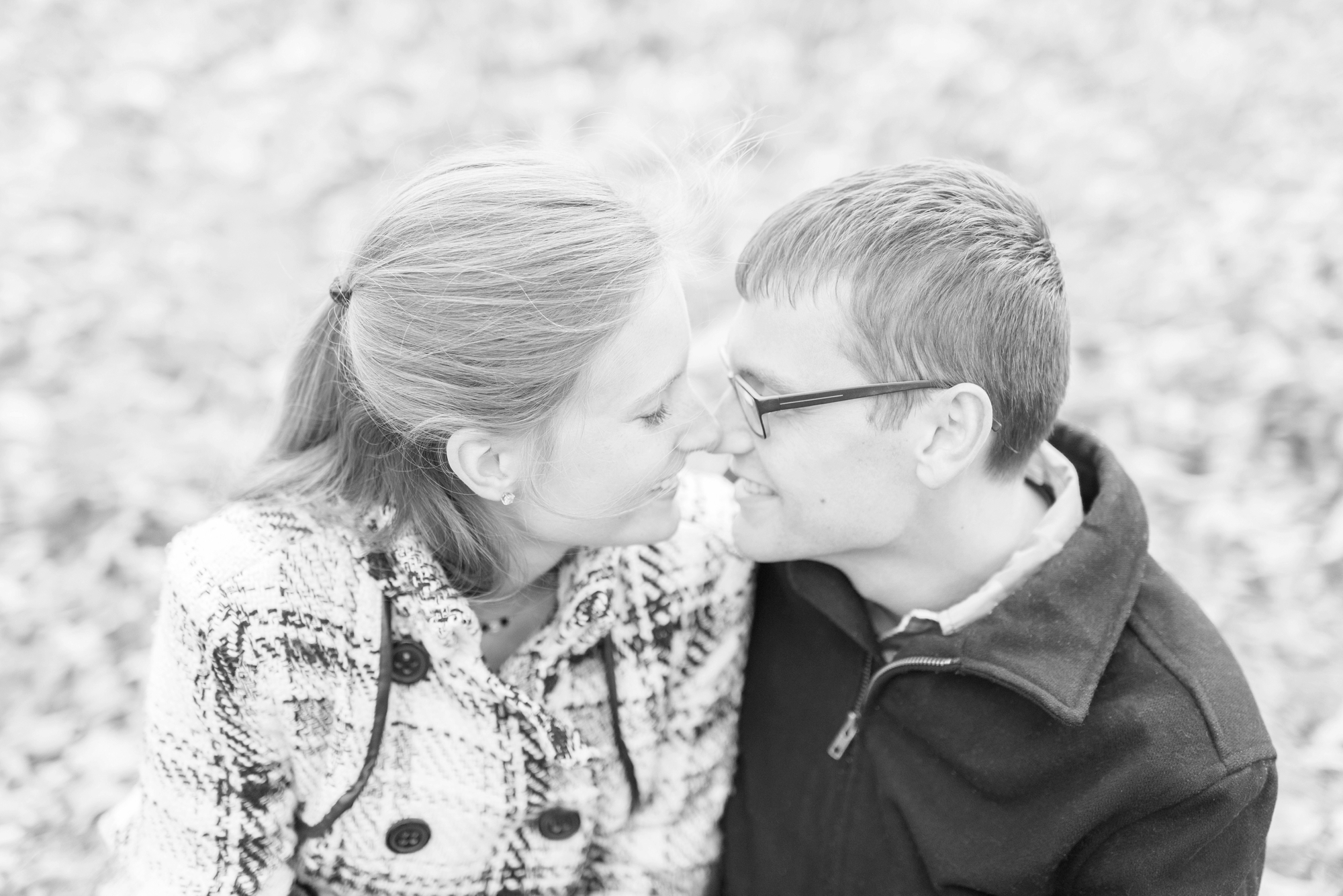 engagement-photography-at-sharon-woods-park-in-westerville-ohio_0016