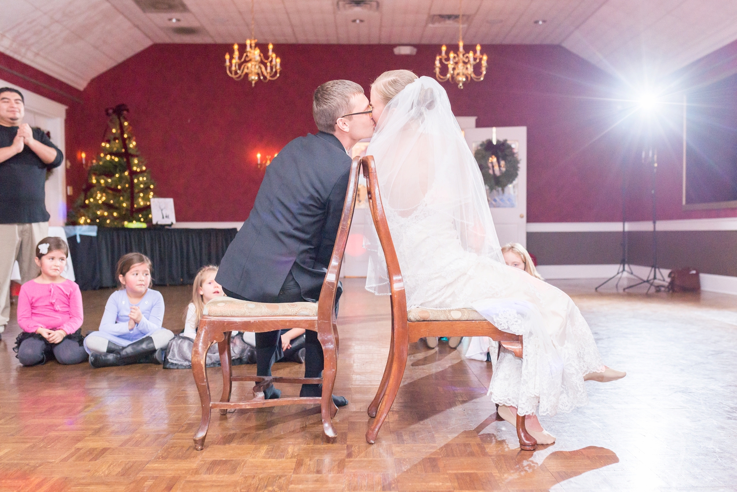 lancaster-ohio-winter-wedding-photography-at-the-country-club_0079