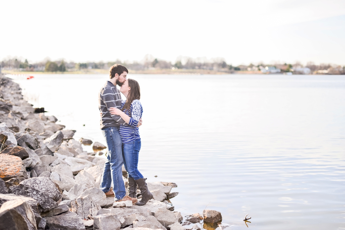 engagement-session-at-the-woods-in-hoover-dam-in-westerville-ohio_0465