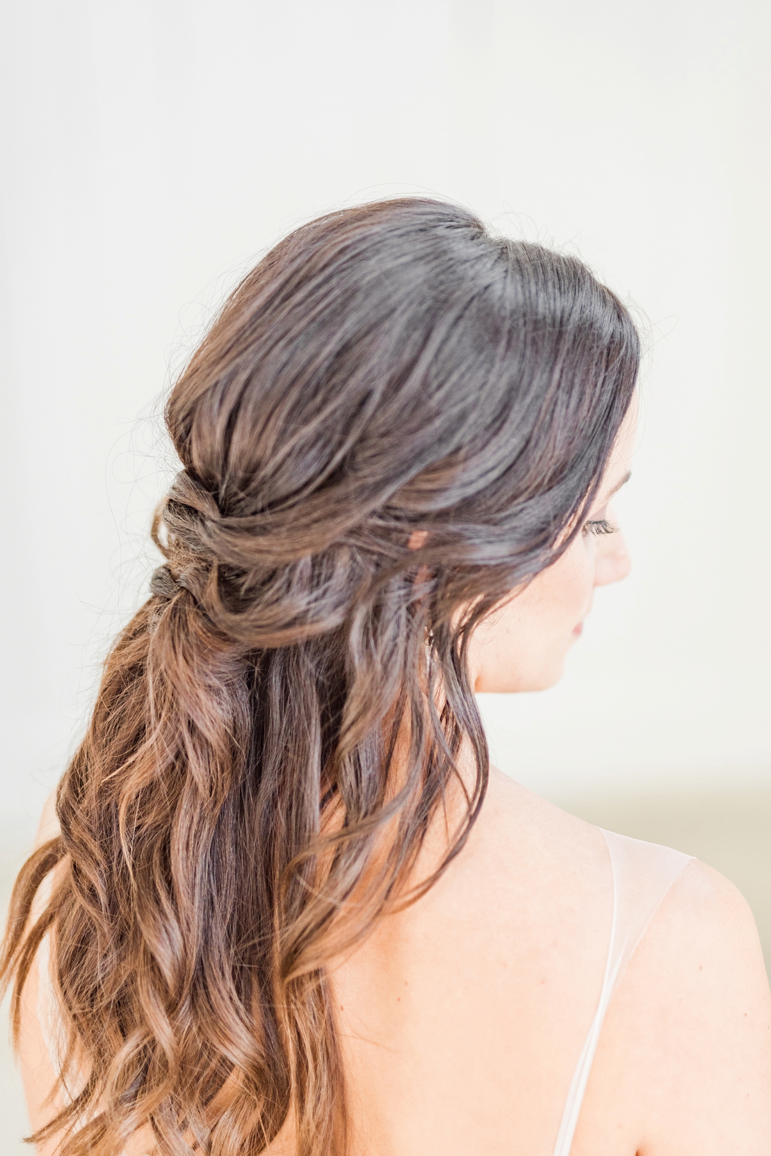 half-up-half-down-bridal-hair-styling-in-central-ohio