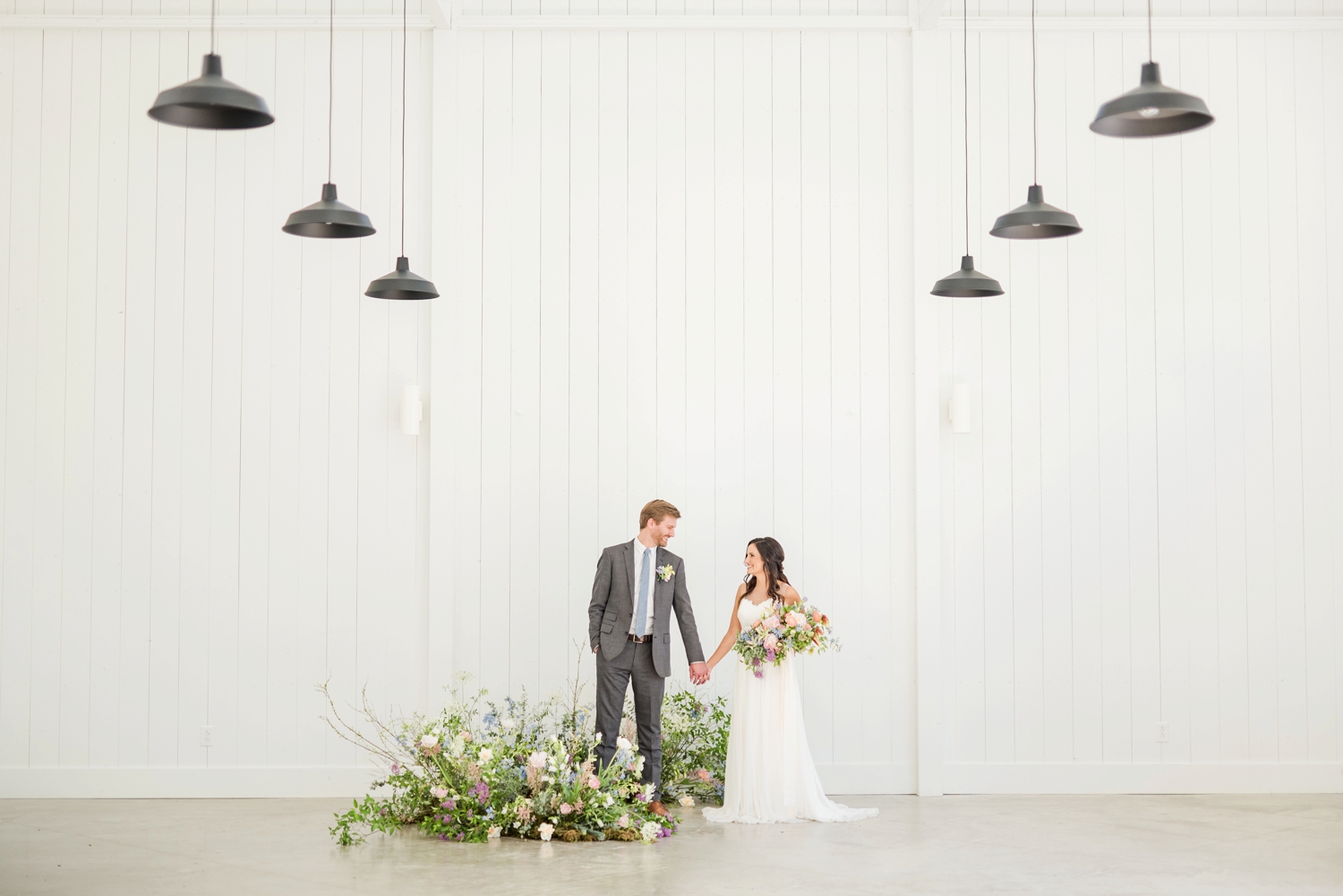 outdoor-greenhouse-wedding-venue-photos-in-new-albany-ohio