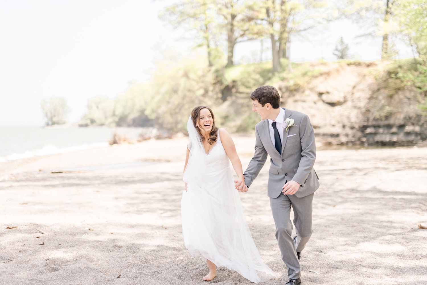 cleveland-wedding-photography-on-the-beach
