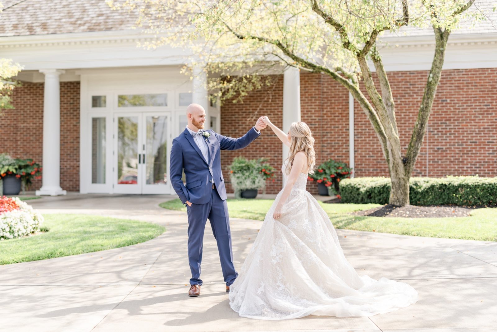 Wedgewood Wedding Venue Photos in Powell, Ohio Mandy & Jordan