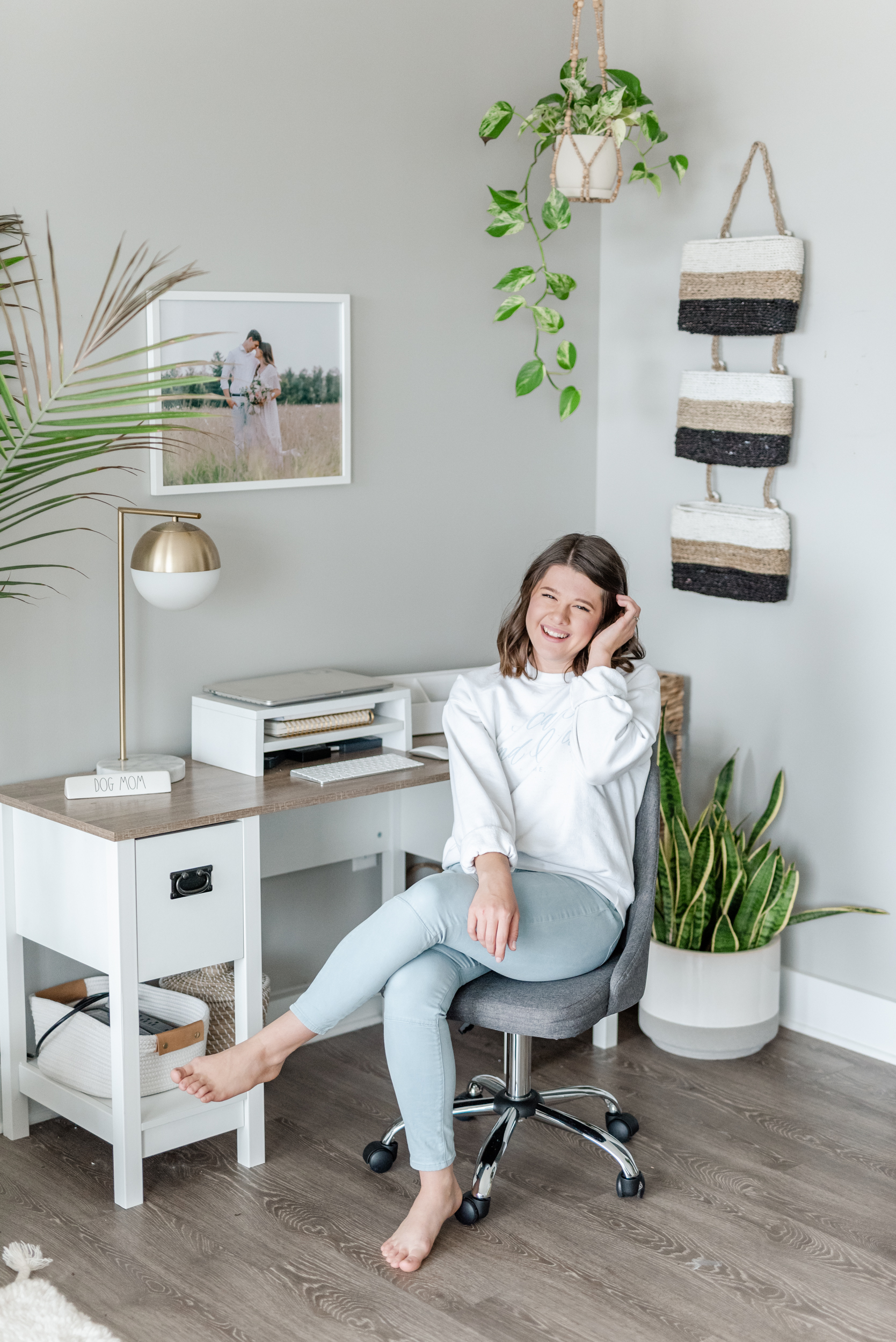 Home Office Tour with Stephanie Kase in small Ohio apartment