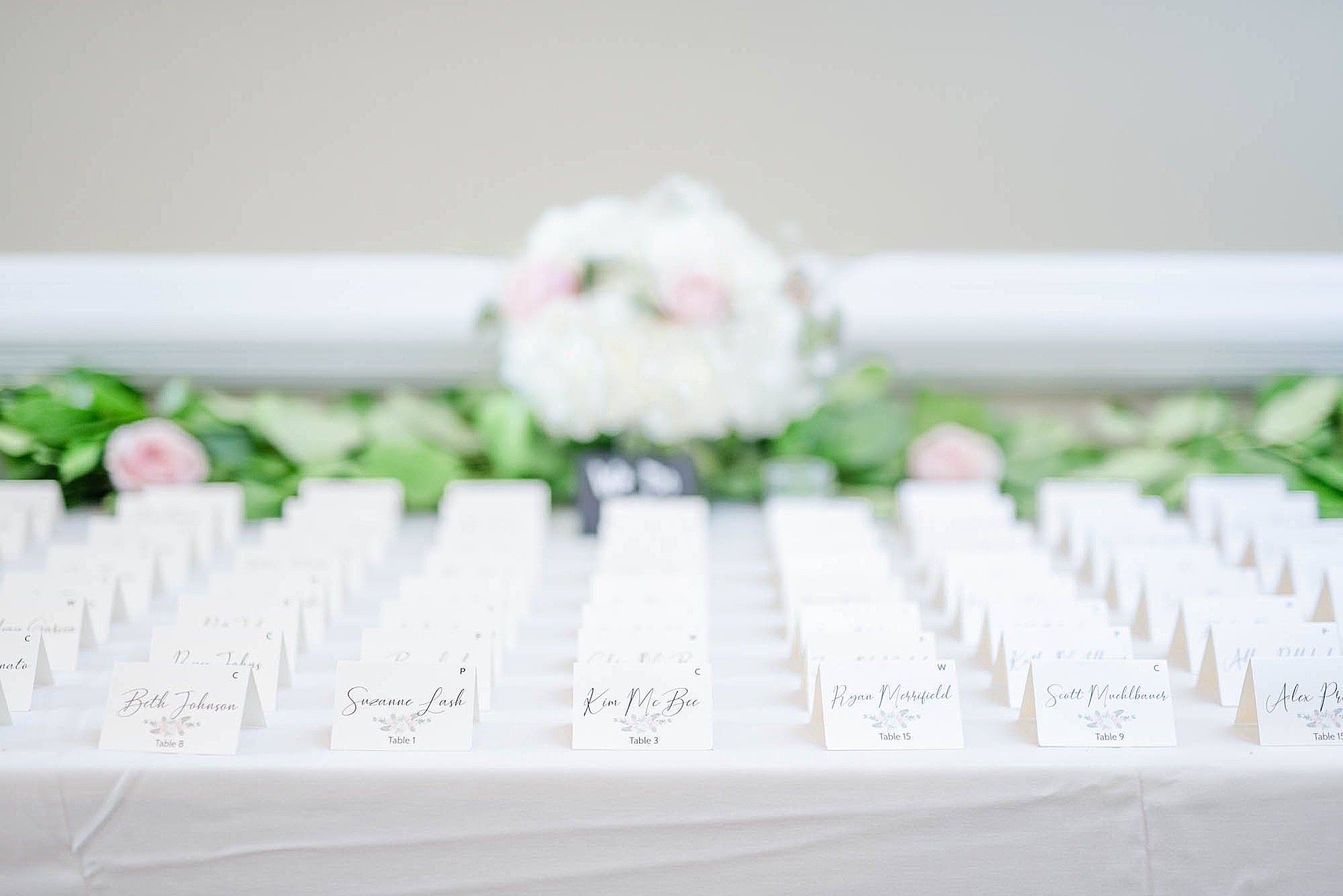 elegant seating chart for Wedgewood Golf & Country Club wedding reception