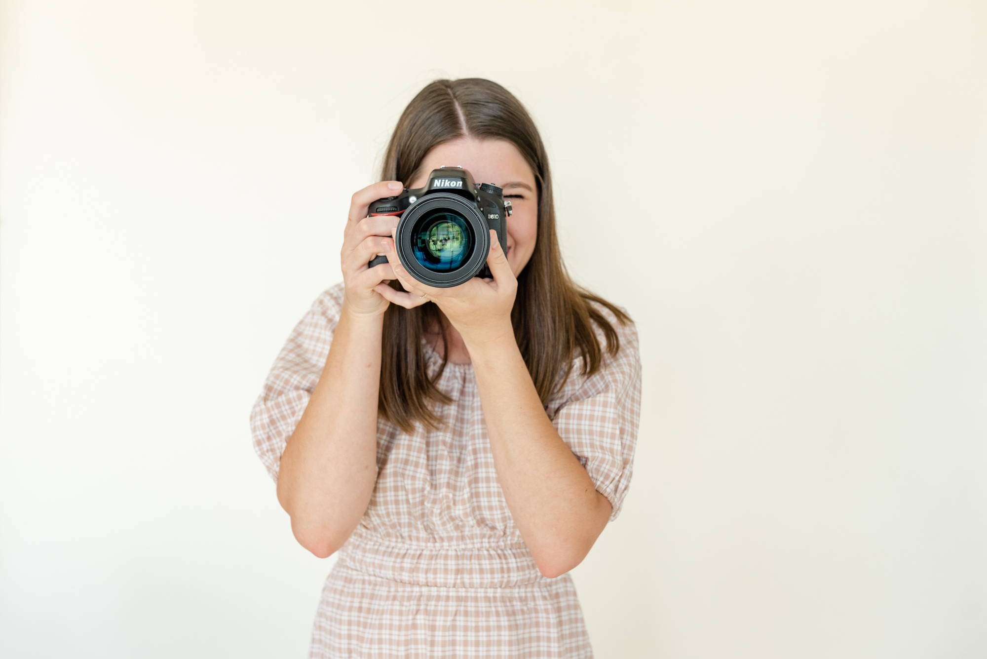 How to Confidently Raise Your Prices as a Photographer